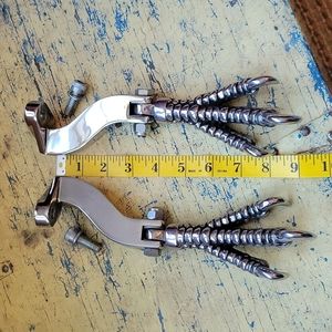 Custom Chrome passenger pegs